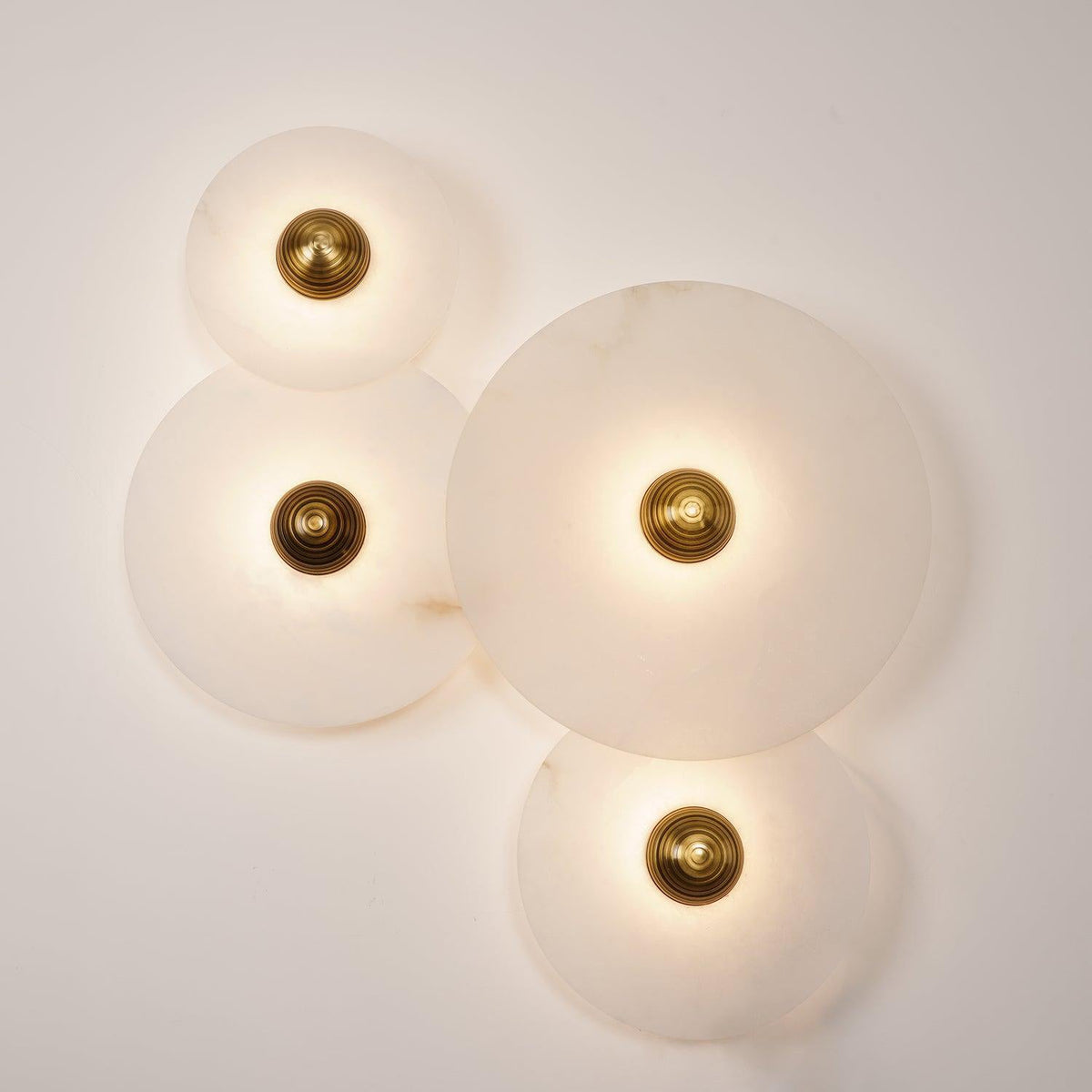 Apollo ronde albasten wandlamp - afbeelding 36 | Noma Lighting