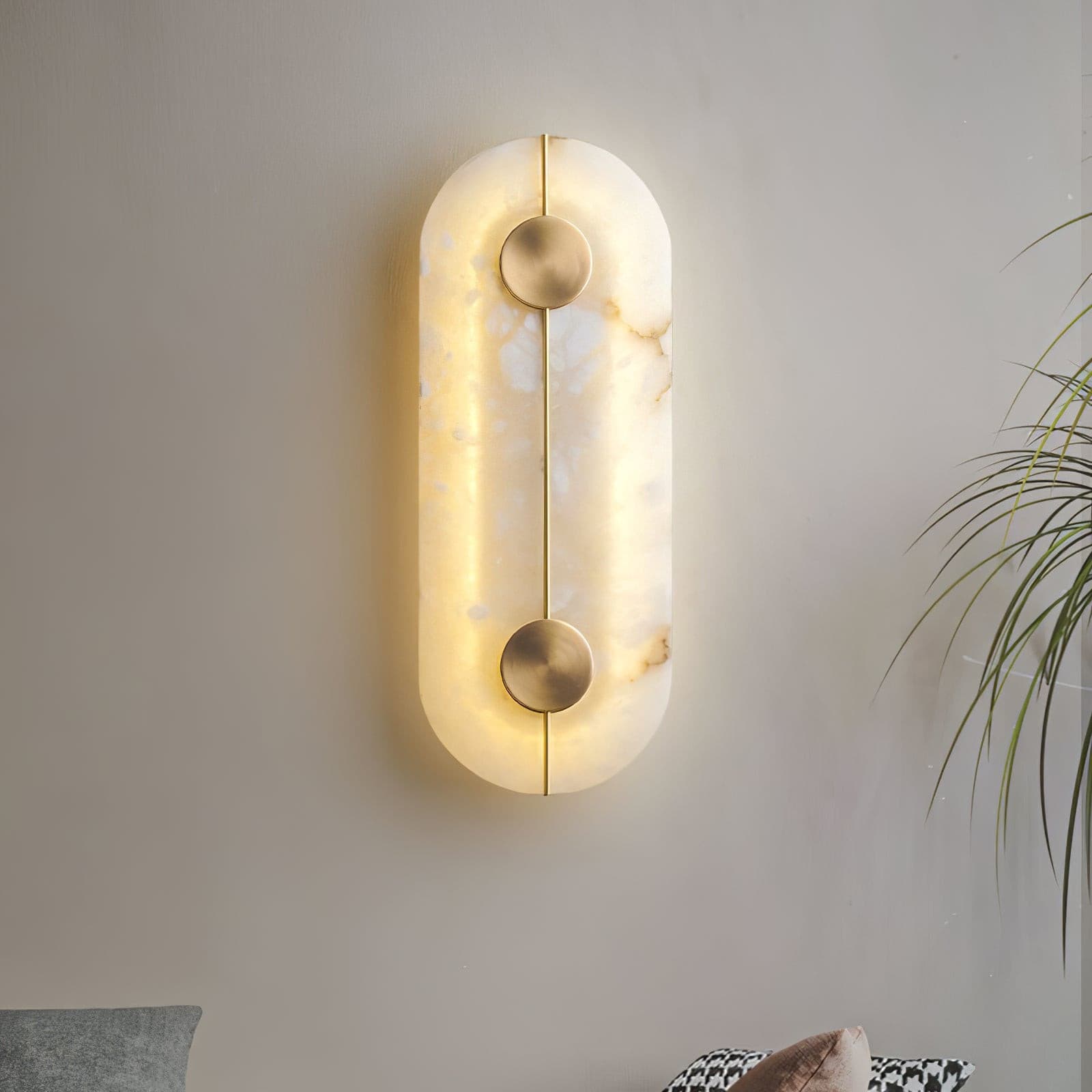Artistieke wandlamp van dolomiet en koper met retro-uitstraling - afbeelding 13 | Noma Lighting