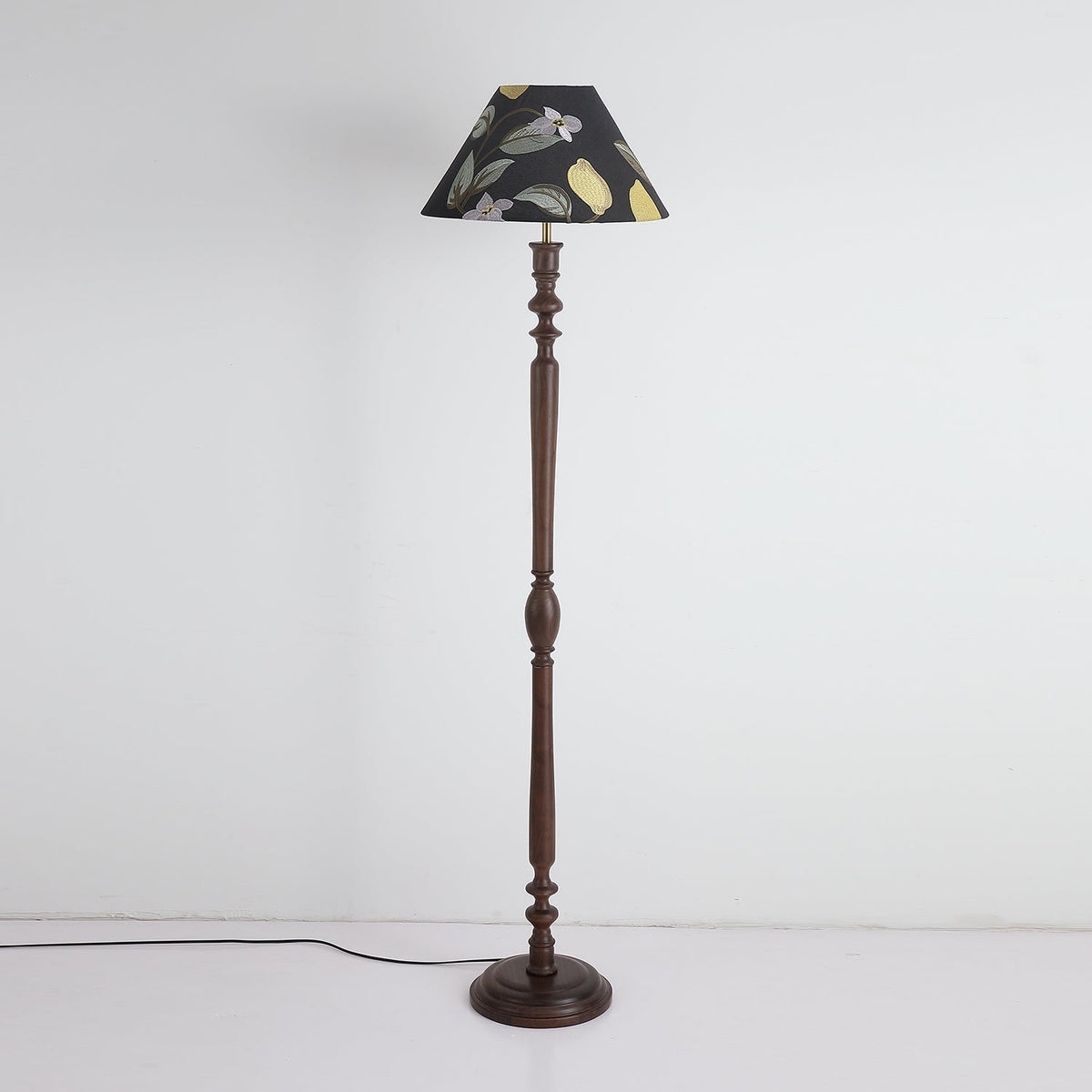 Lenora vloerlamp - afbeelding 4 | Noma Lighting