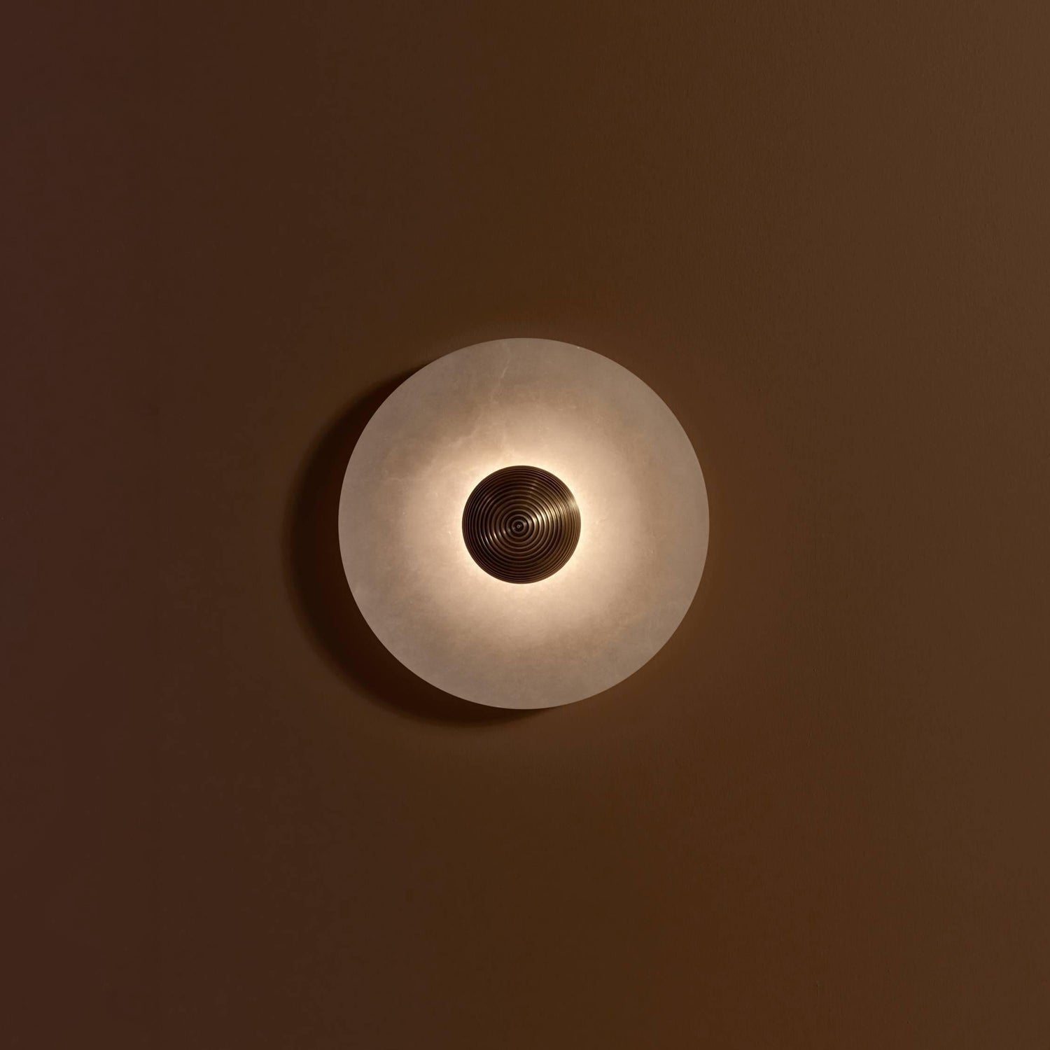 Apollo ronde albasten wandlamp - afbeelding 4 | Noma Lighting