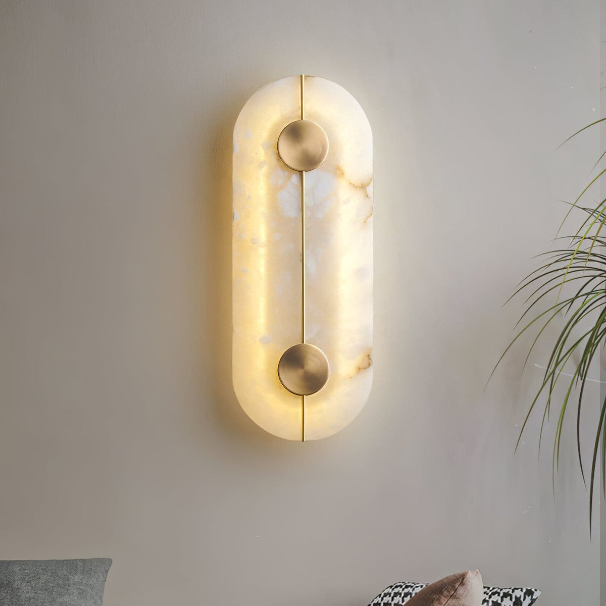Artistieke wandlamp van dolomiet en koper met retro-uitstraling - afbeelding 13 | Noma Lighting