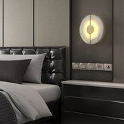 Artistieke wandlamp van dolomiet en koper met retro-uitstraling - afbeelding 15 | Noma Lighting