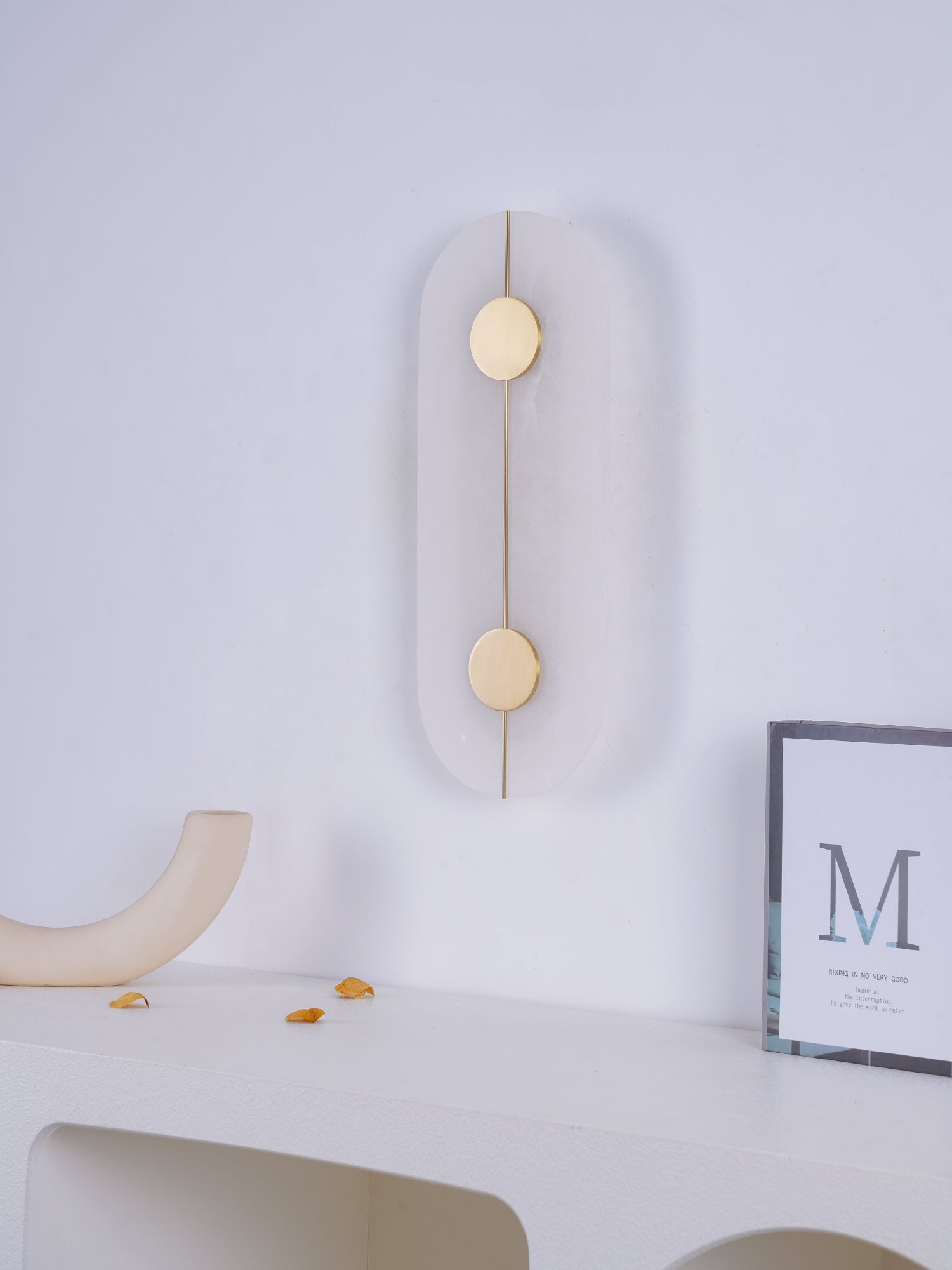 Artistieke wandlamp van dolomiet en koper met retro-uitstraling - afbeelding 4 | Noma Lighting