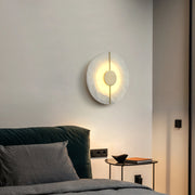Artistieke wandlamp van dolomiet en koper met retro-uitstraling - afbeelding 42 | Noma Lighting