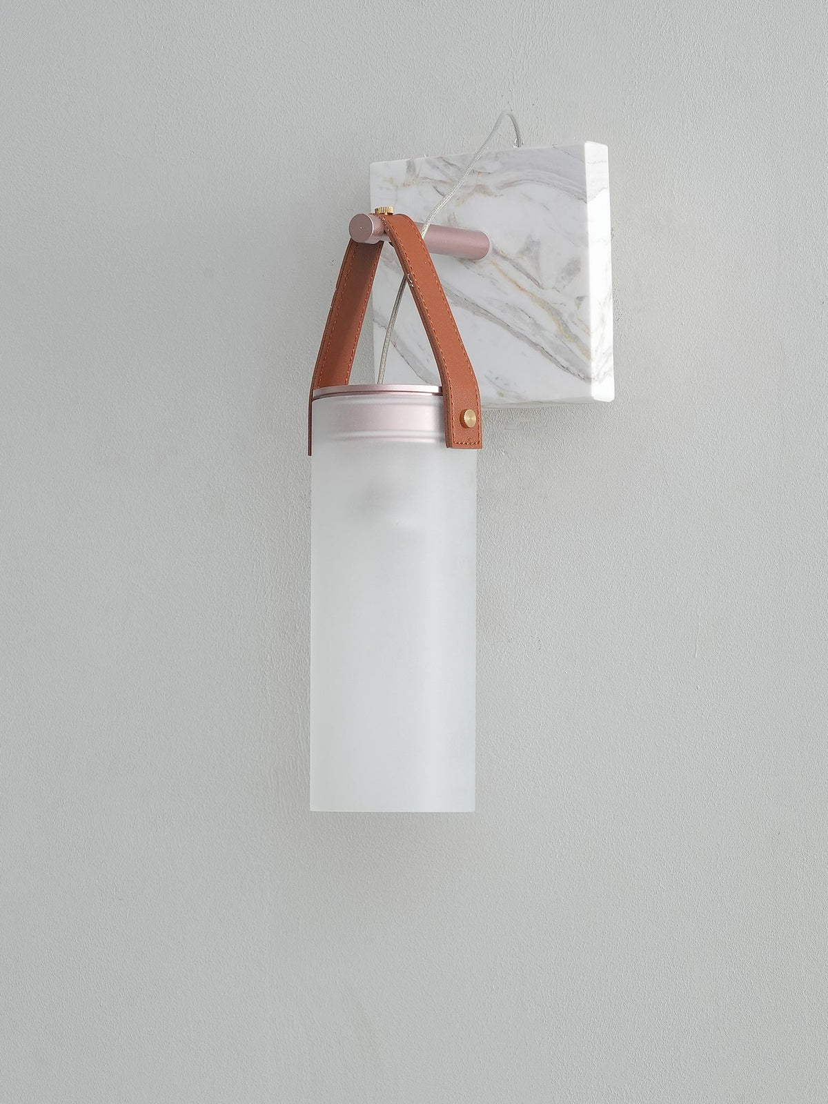 Galerie wandlamp Fontana glas leer marmer - afbeelding 8 | Noma Lighting