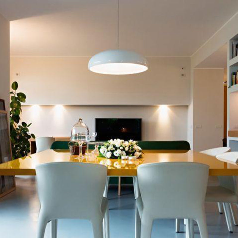 Leilani Moderne Ronde Hanglampen Wit Metaal Slaapkamer Woonkamer - afbeelding 6 | Noma Lighting