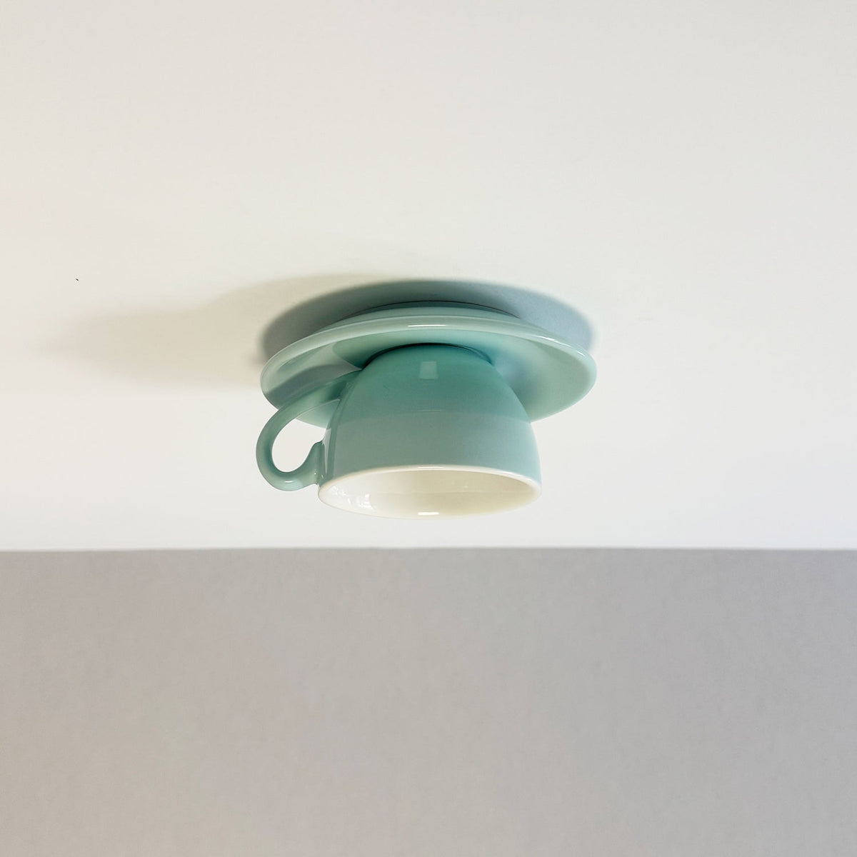 Morandi Moderne Koffiekopjes Keramische Plafondverlichting Blauw/Roze/Geel - afbeelding 2 | Noma Lighting