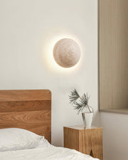 Tavenise ronde wandlamp in travertin - afbeelding 12 | Noma Lighting