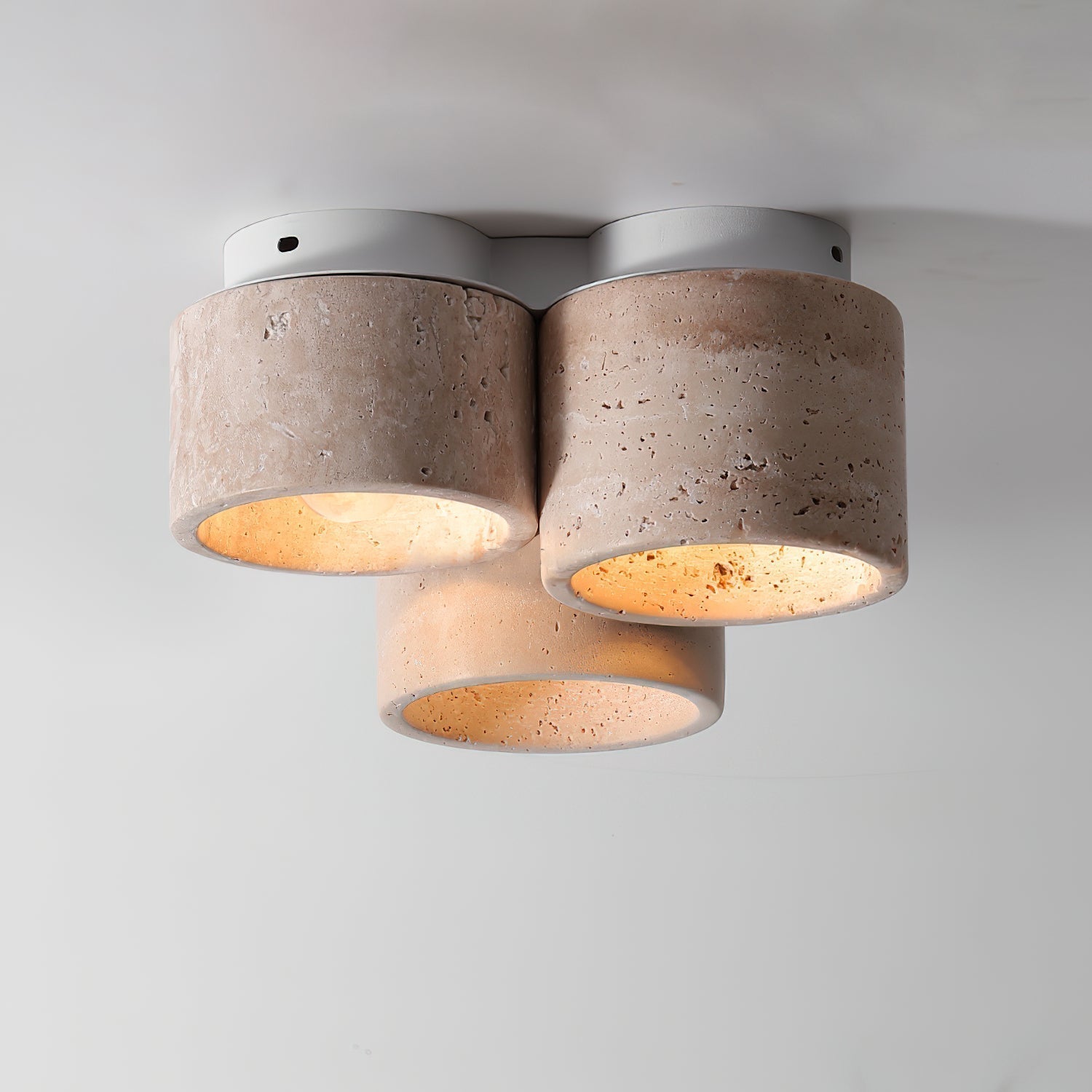 Valeneon travertin plafondlamp met 3 lichtpunten - afbeelding 5 | Noma Lighting